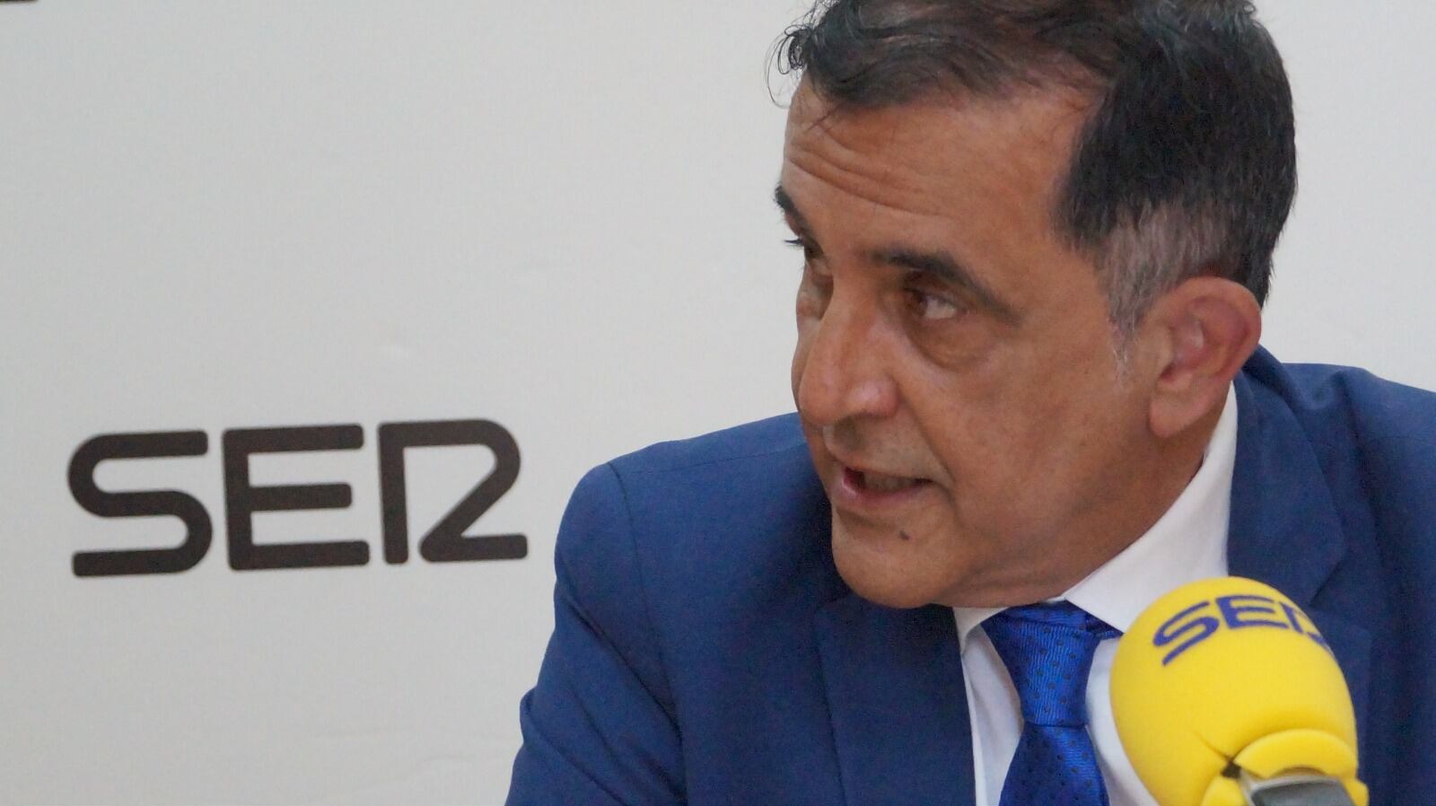 El alcalde de Murcia, José Antonio Serrano, en los estudios de Radio Murcia