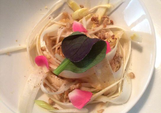 Ensalada de espárragos blancos (Marcano).