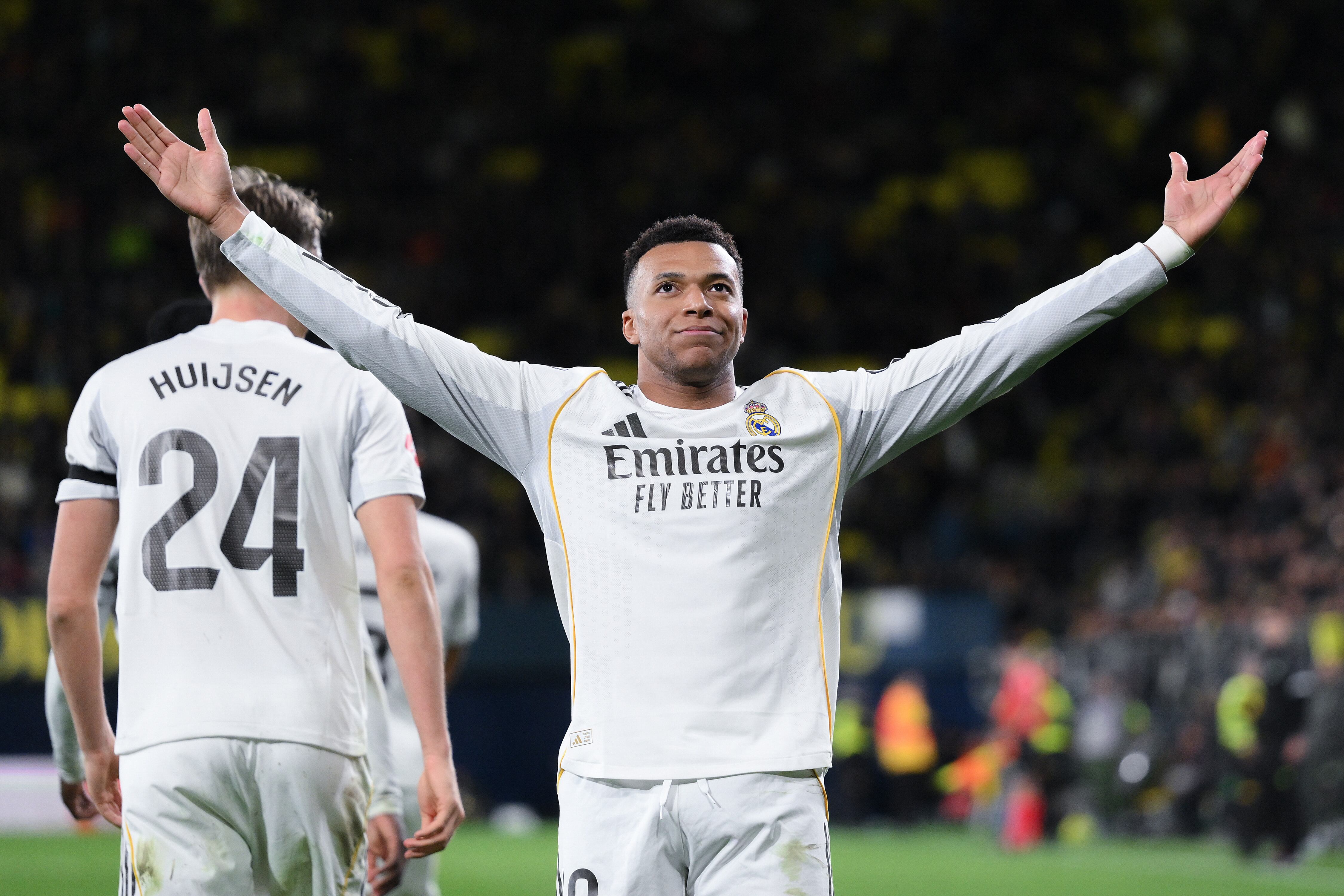 Kylian Mbappé celebrando su segundo gol frente al Villarreal