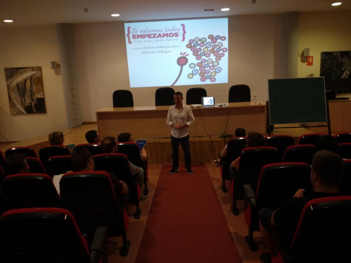 Elda lanza cinco nuevos cursos gratuitos relacionados con el comercio