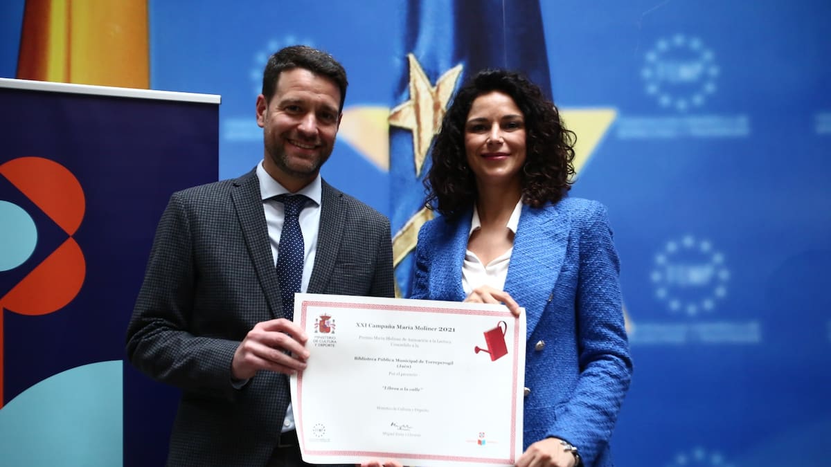 Premio María Moliner para la biblioteca de Torreperogil
