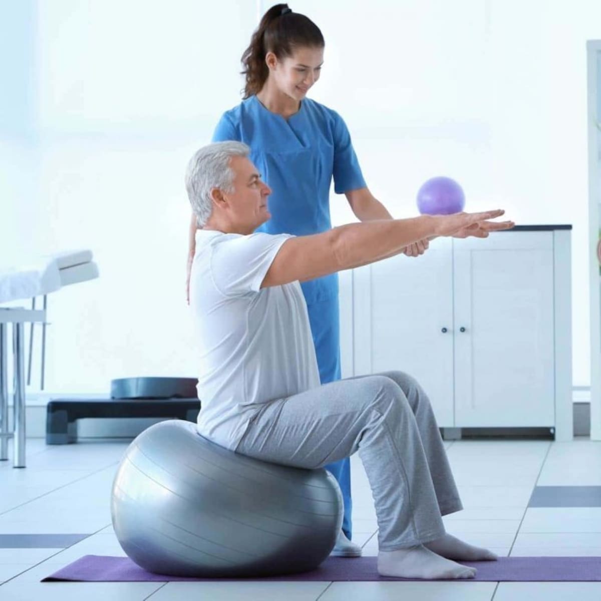 Més de 630 famílies acompanyades el 2025: què passa després d’un ictus