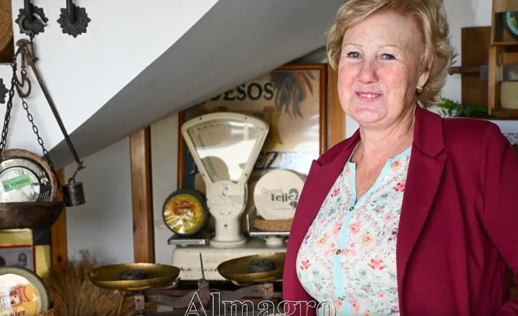 Nieves Téllez , en su emblemática tienda de Almagro