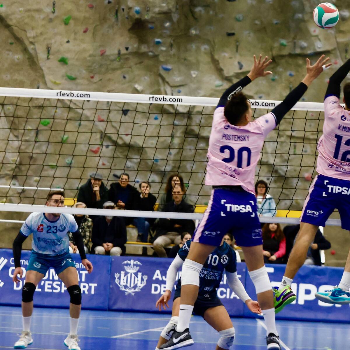 El Vólei Villena Petrer pierde en la pista del UPV Leleman Conqueridor y sigue atascado (3-0)