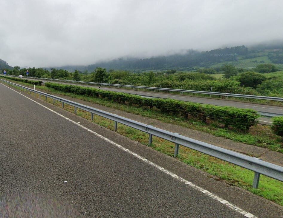 Imagen de archivo de un tramo de la autovía A-8.