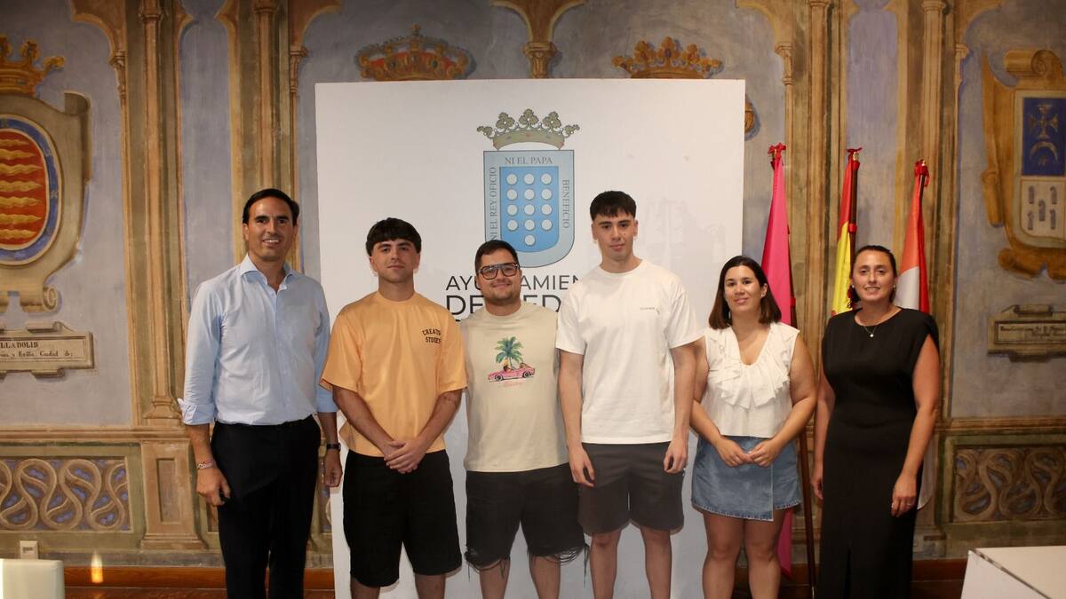 Dukaticox, abanderados de San Antolín 2025: "Después de todos los años deseando que llegue ese día 1, ahora tenemos la suerte de ser nosotros, es un honor"