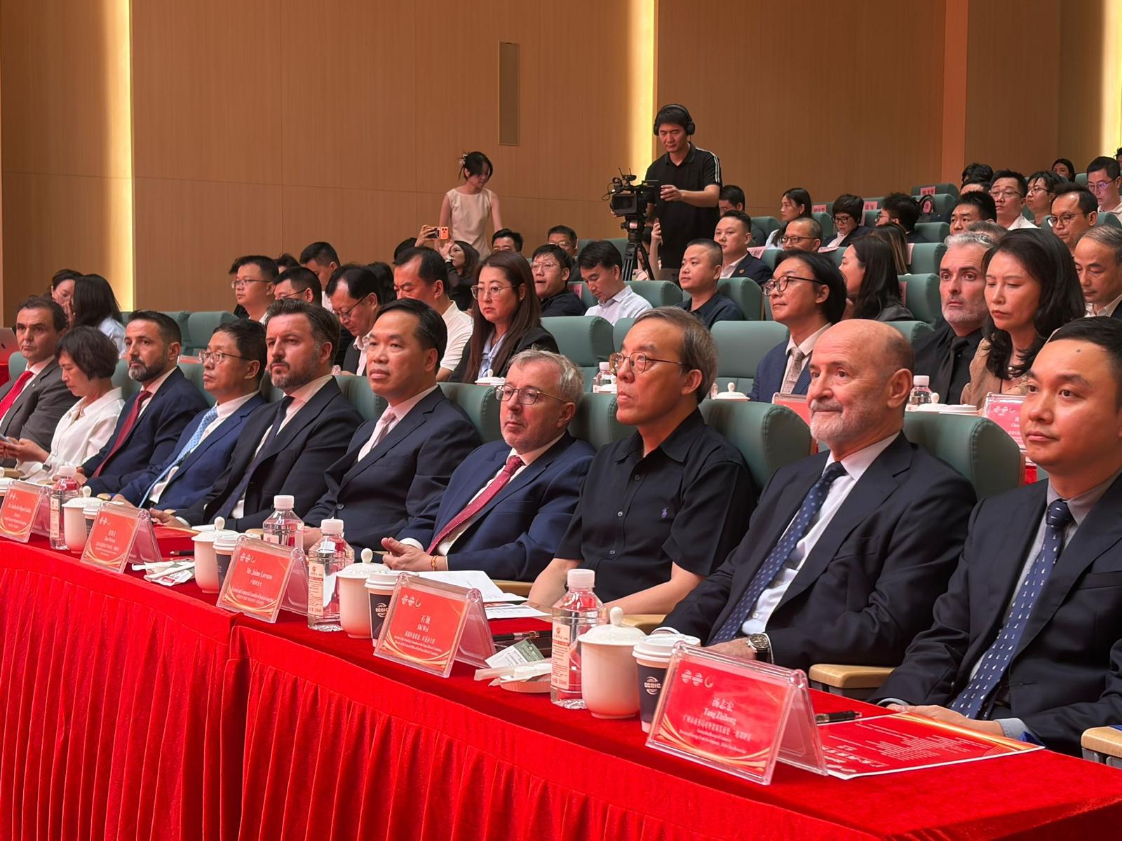 Presentación Elche en China