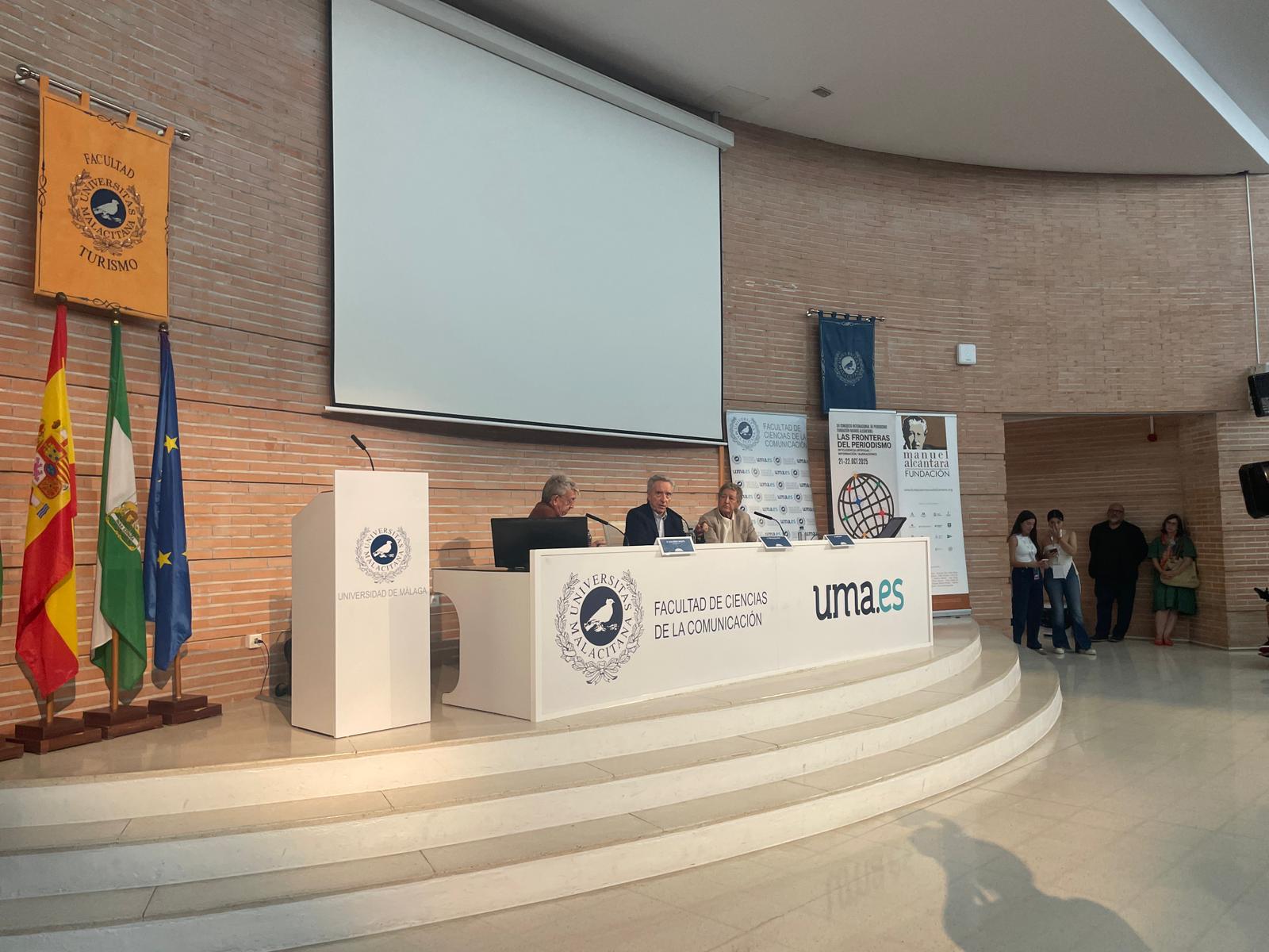 Un momento de la charla en la Facultad de Comunicación de la UMA este martes