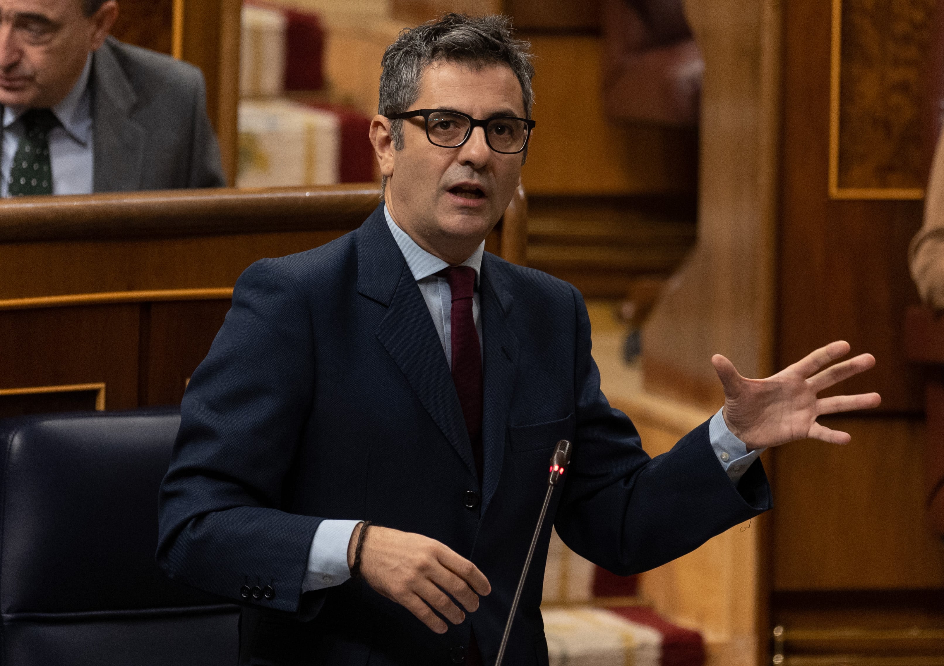 El ministro de Presidencia, Relación con las Cortes y Memoria democrática, Félix Bolaños, interviene en la sesión del Congreso celebrada el pasado miércoles 14