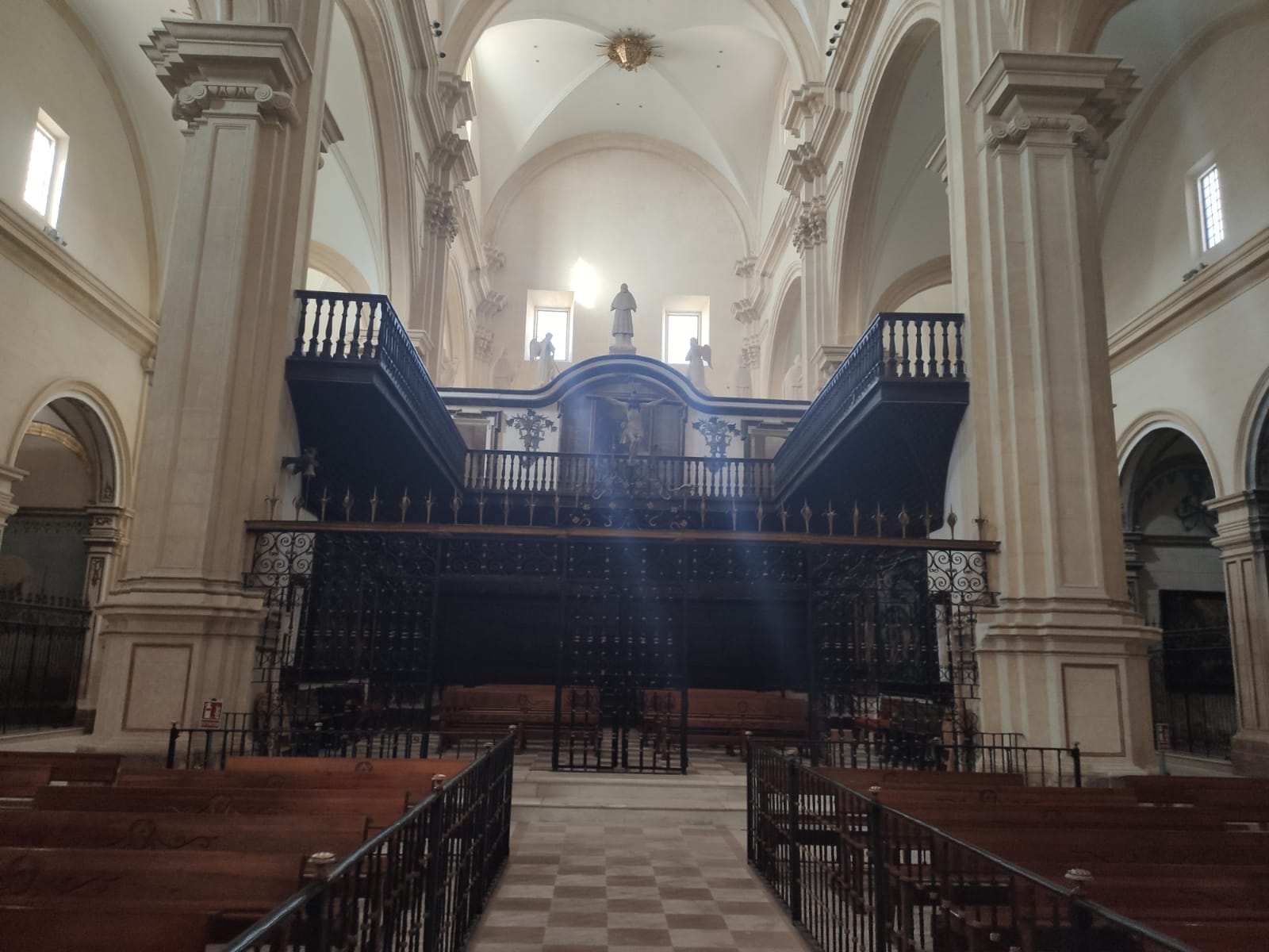 Interior de la Iglesia de San Patricio de Lorca.