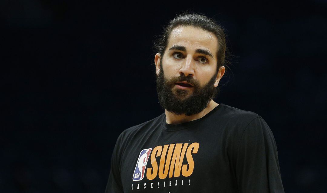 El base español de los Suns Ricky Rubio.