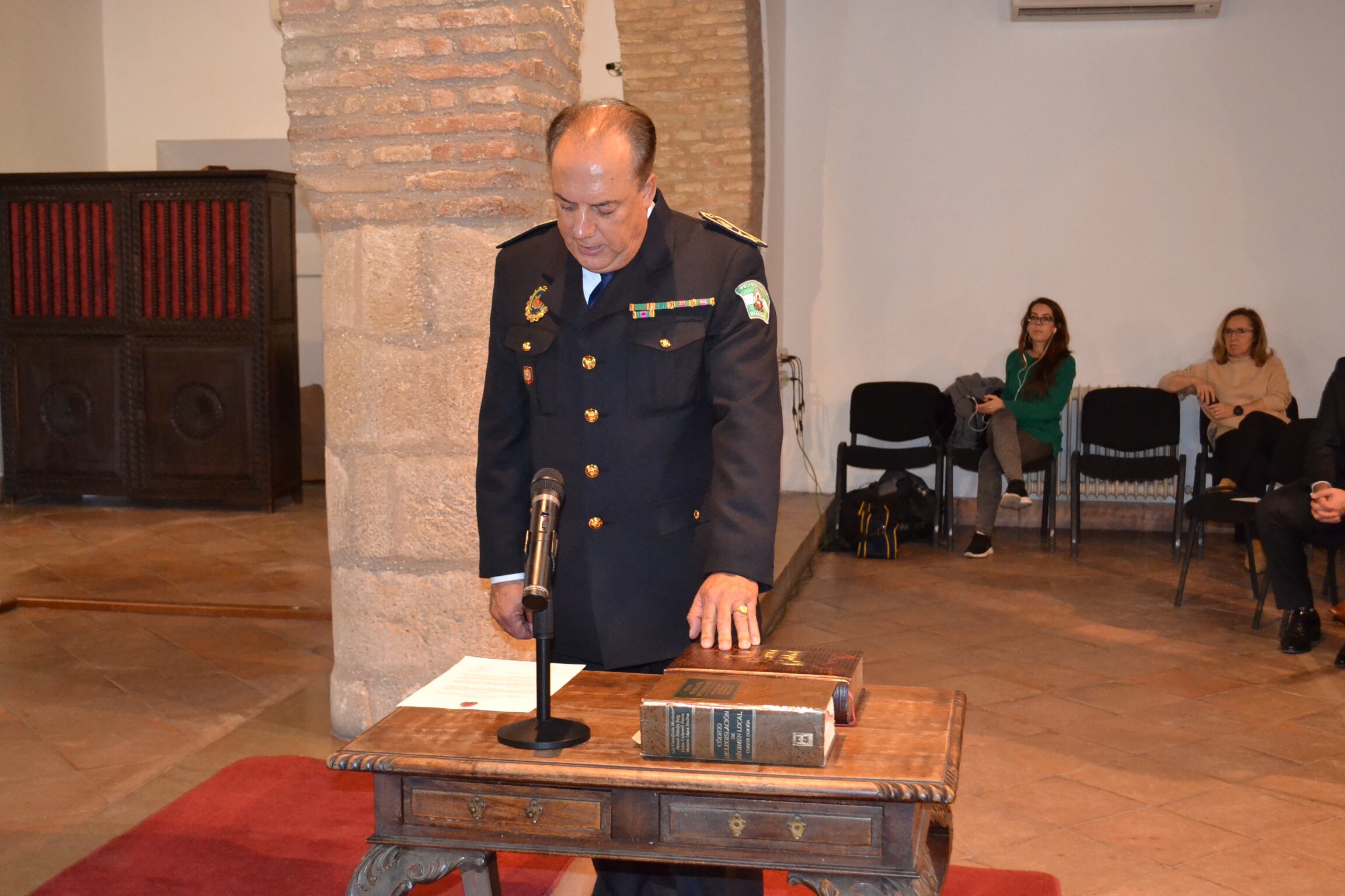 José Carrasco durante la jura de su cargo