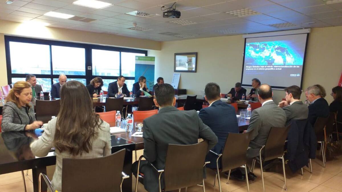 AEDHE propone eliminar las cotizaciones de forma inmediata y sin límite de tiempo