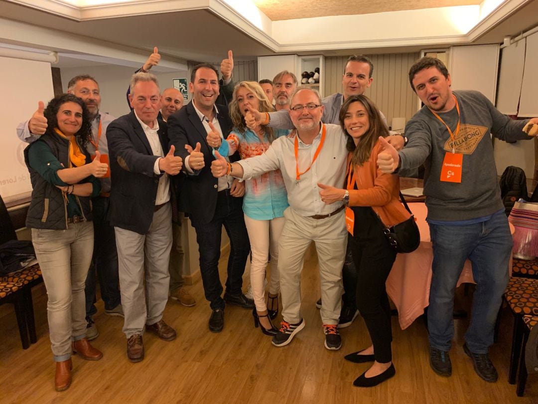 El grupo de Ciudadanos tras conocer los resultados en la capital palentina