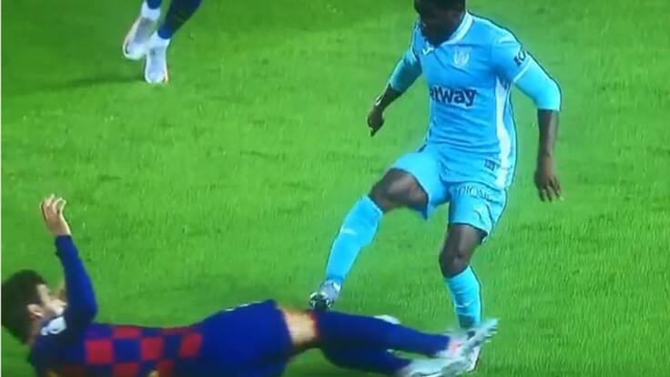 Iturralde González analiza la entrada de Assalé a Piqué, la cual era roja