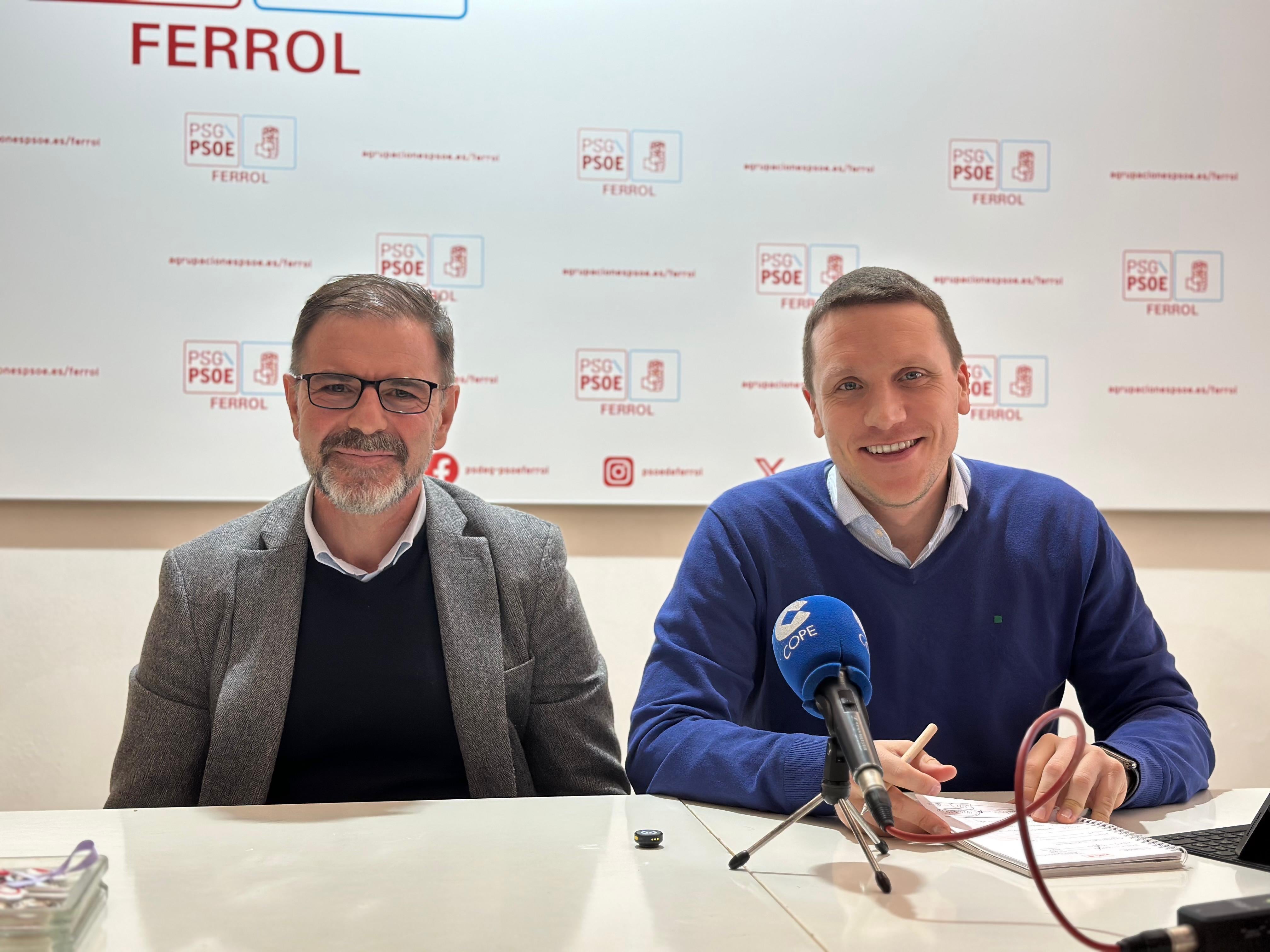 Ángel Mato y Aitor Bouza, este martes en rueda de prensa en Ferrol (foto: PSOE)