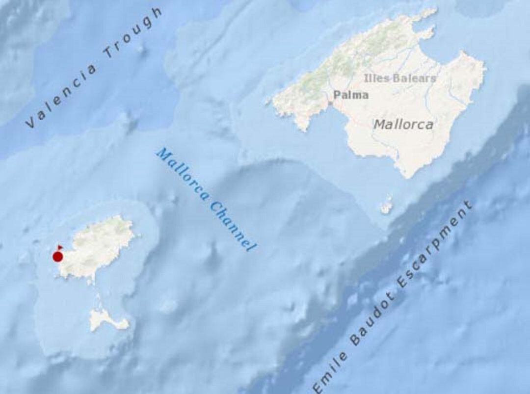 Rescate de madrugada en Cala Tarida