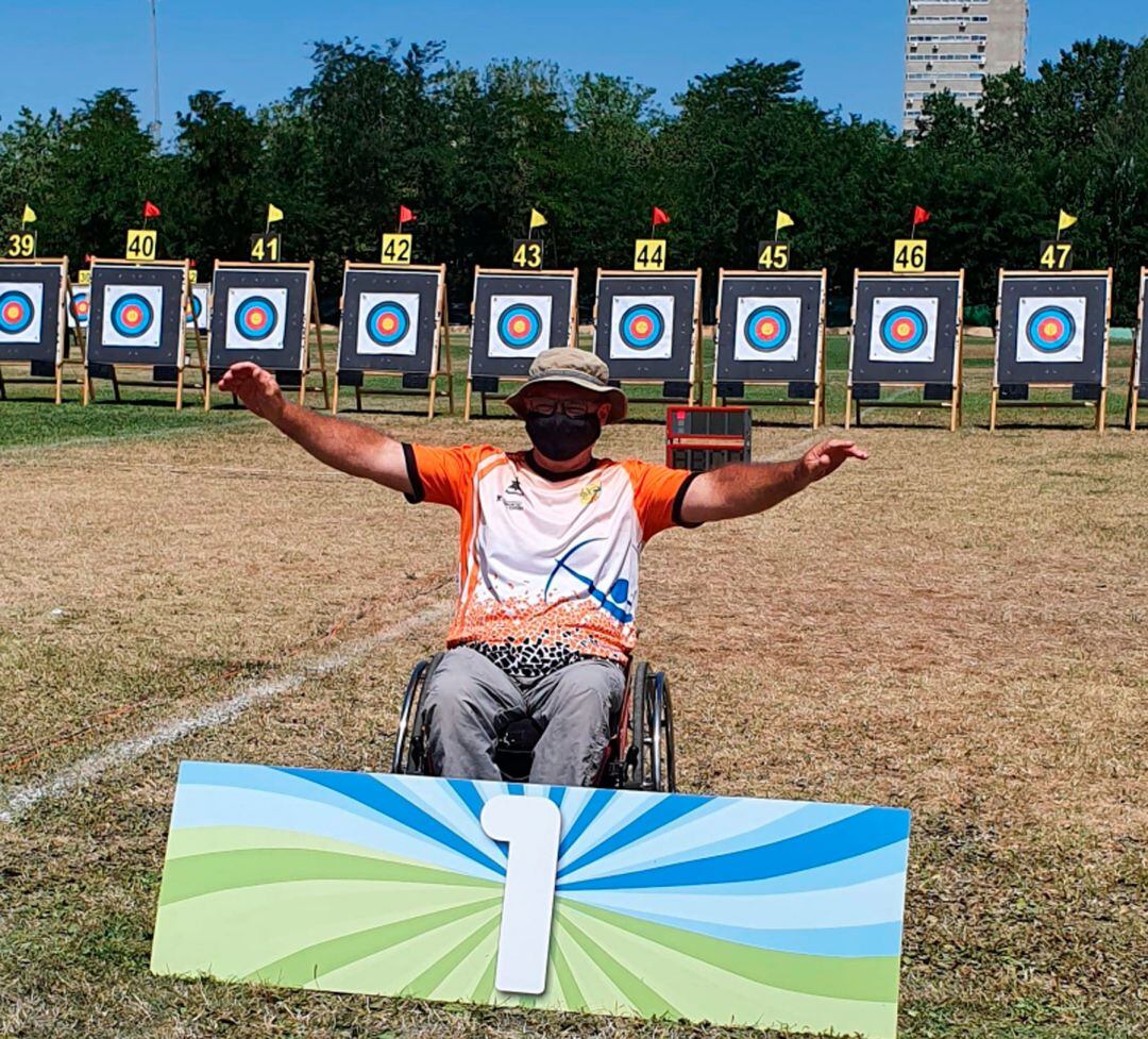 Manolo Candela en el primer puesto del campeonato de España que tuvo lugar en Madrid