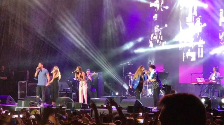 Cepeda, Aitana, Ana Guerra, Miriam y Roi abarrotaron Castrelos en un llenazo absoluto