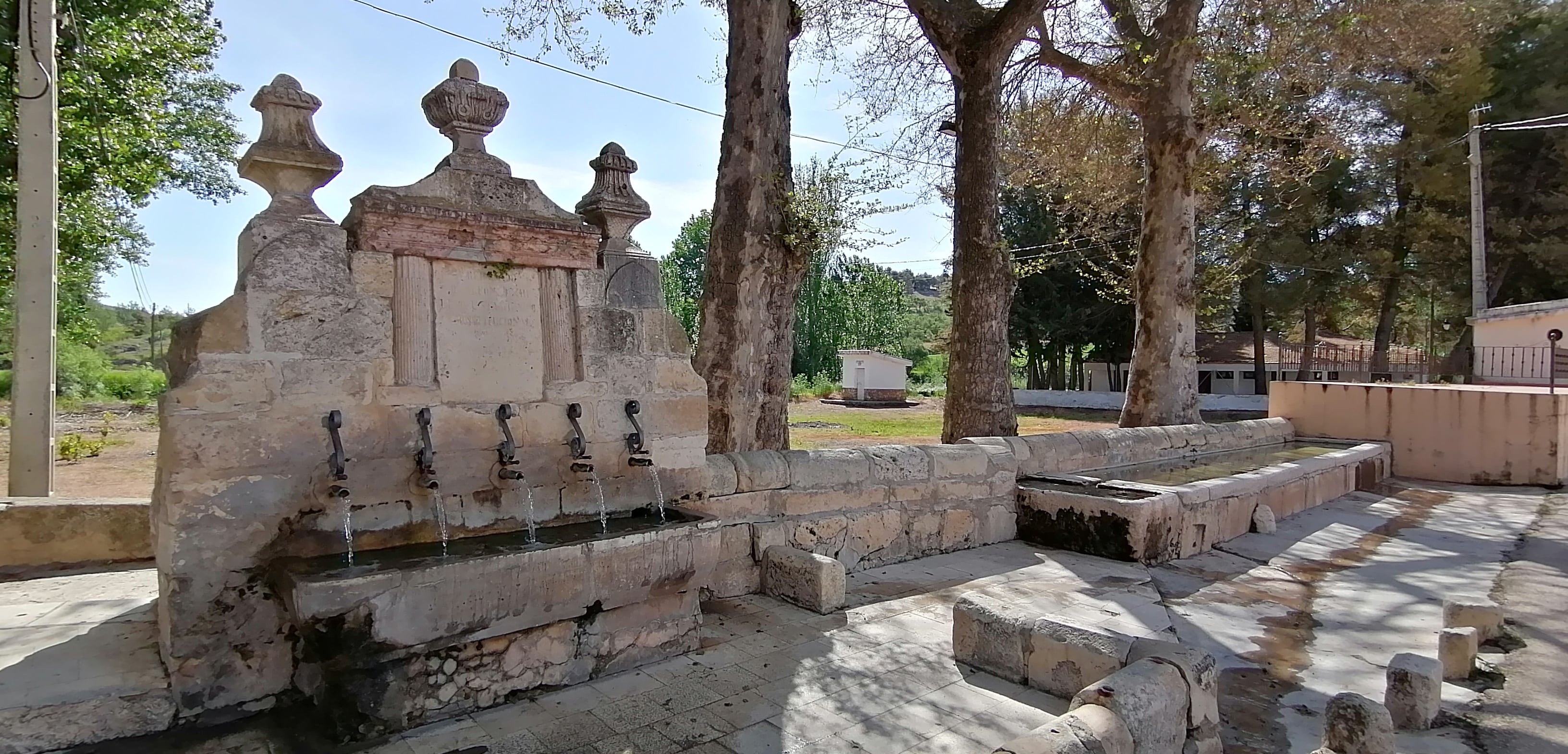 Fuente de los cinco caños de Uclés (Cuenca).