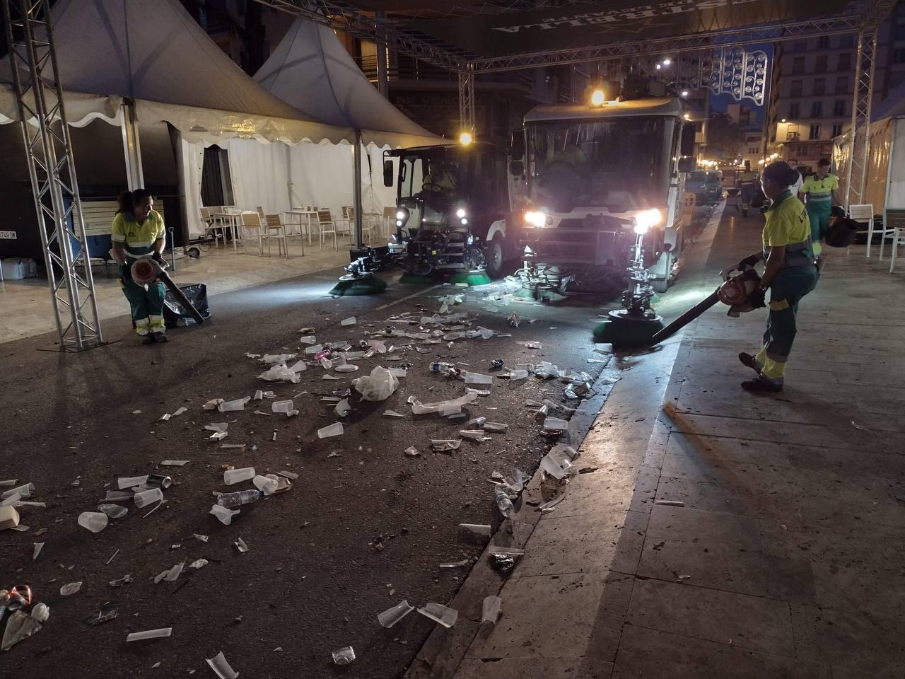 Trabajos del servicio de limpieza durante las fiestas