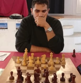 Ismael Alshameary, en una imagen de archivo durante una de sus partidas.