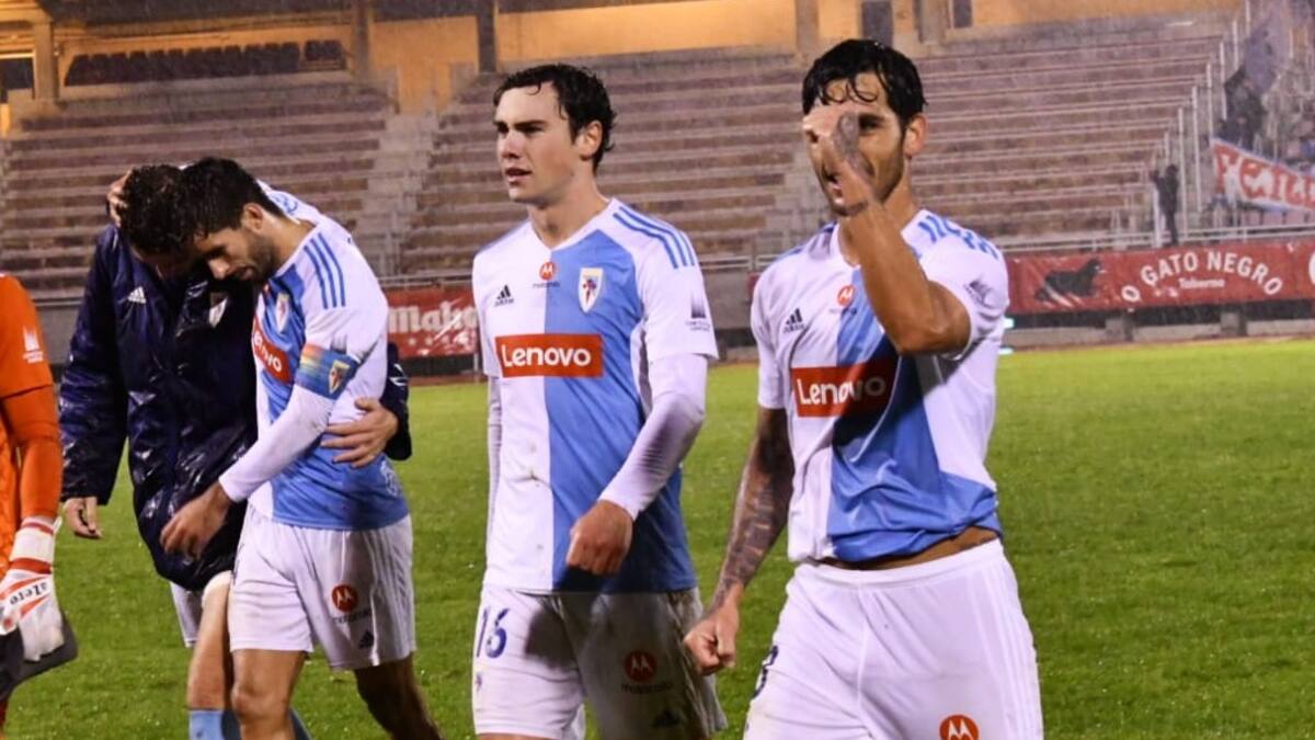 El Compostela encuentra el camino