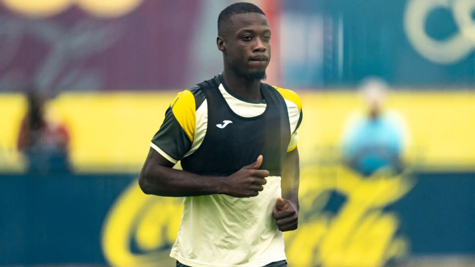 Nicolás Pepe se suma al trabajo de grupo tras dos semanas de baja