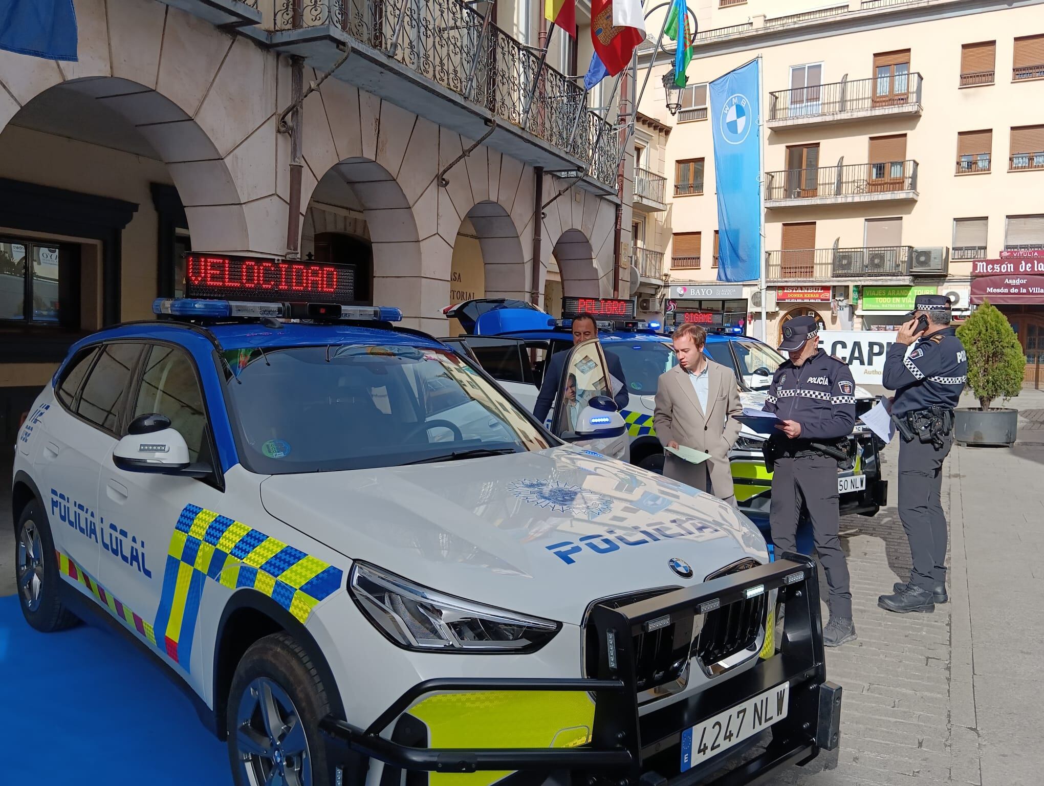 Últimas revisiones de los nuevos coches para la Policía Local de Aranda