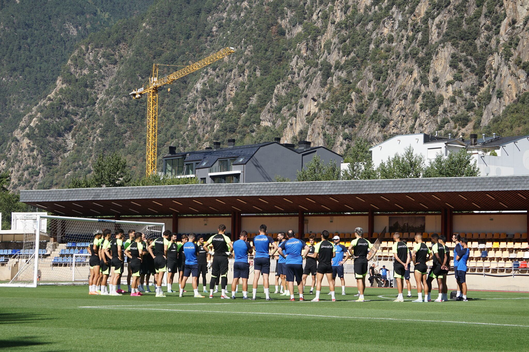 Sarabia dona instruccions durant un entrenament d'aquesta setmana.