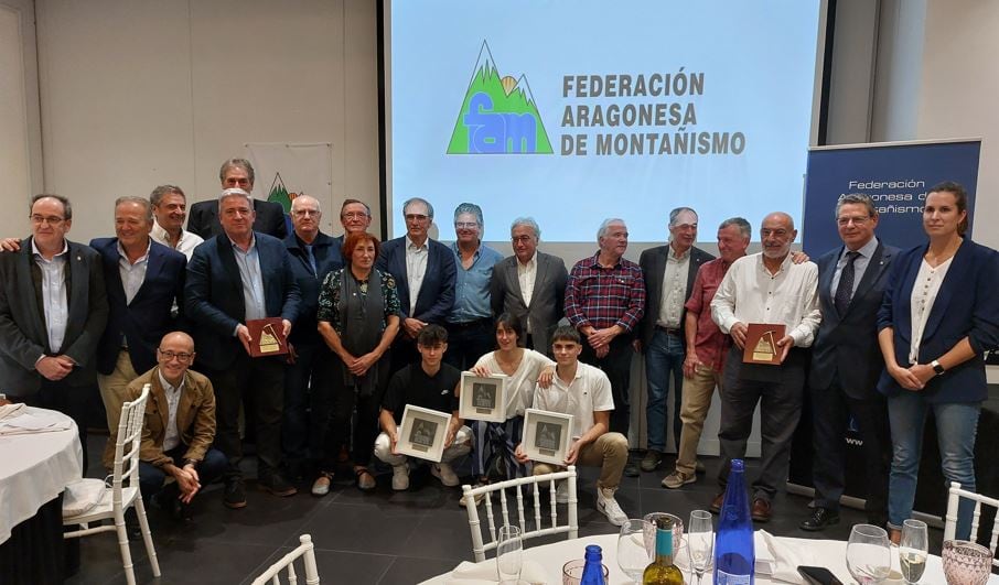 La Cena de la Montaña entregó los premios y distinciones de la FAM