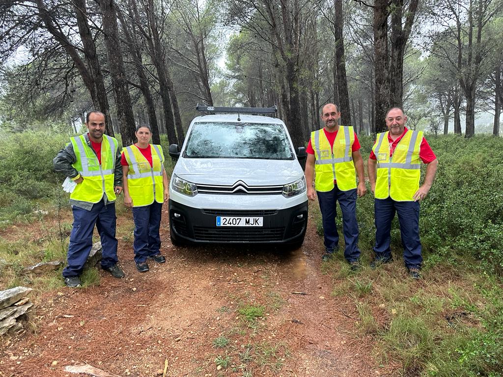 La nueva brigada forestal de Tírig está formada por cuatro trabajadores