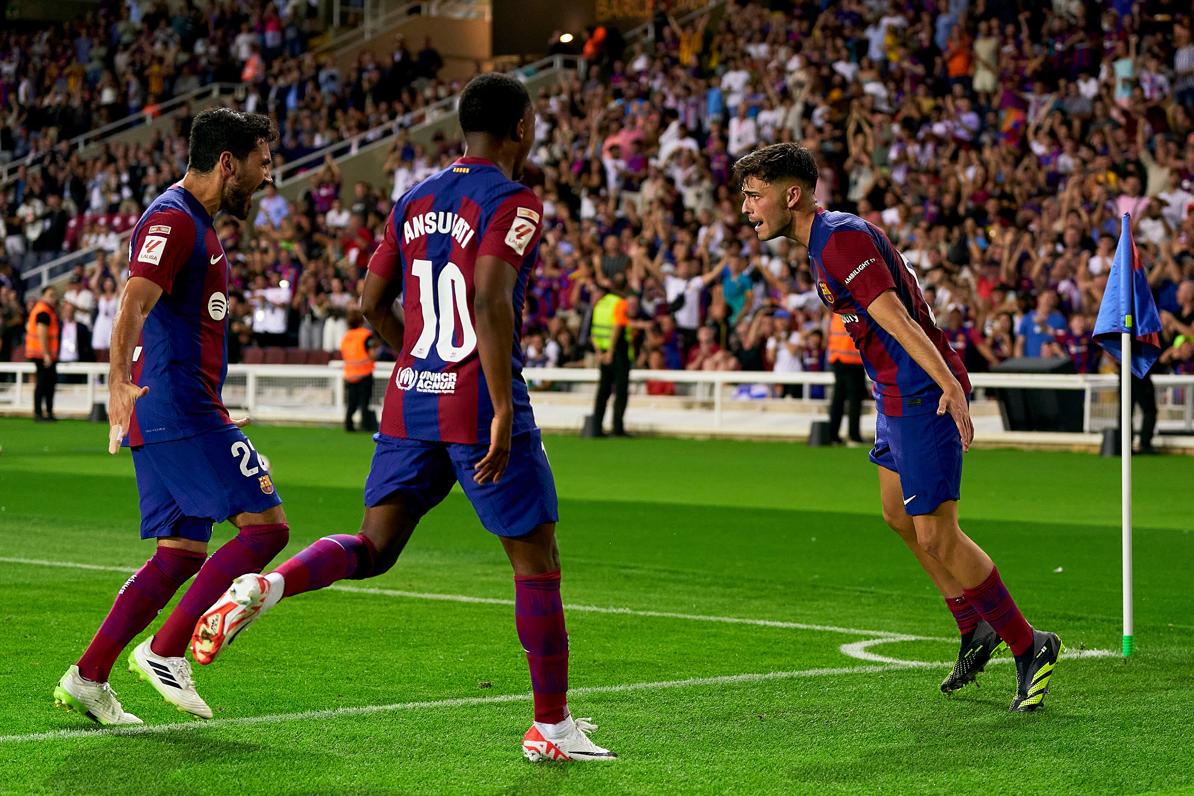 Pedri celebra su tanto ante el Cádiz en la segunda jornada de LaLiga EA Sports.