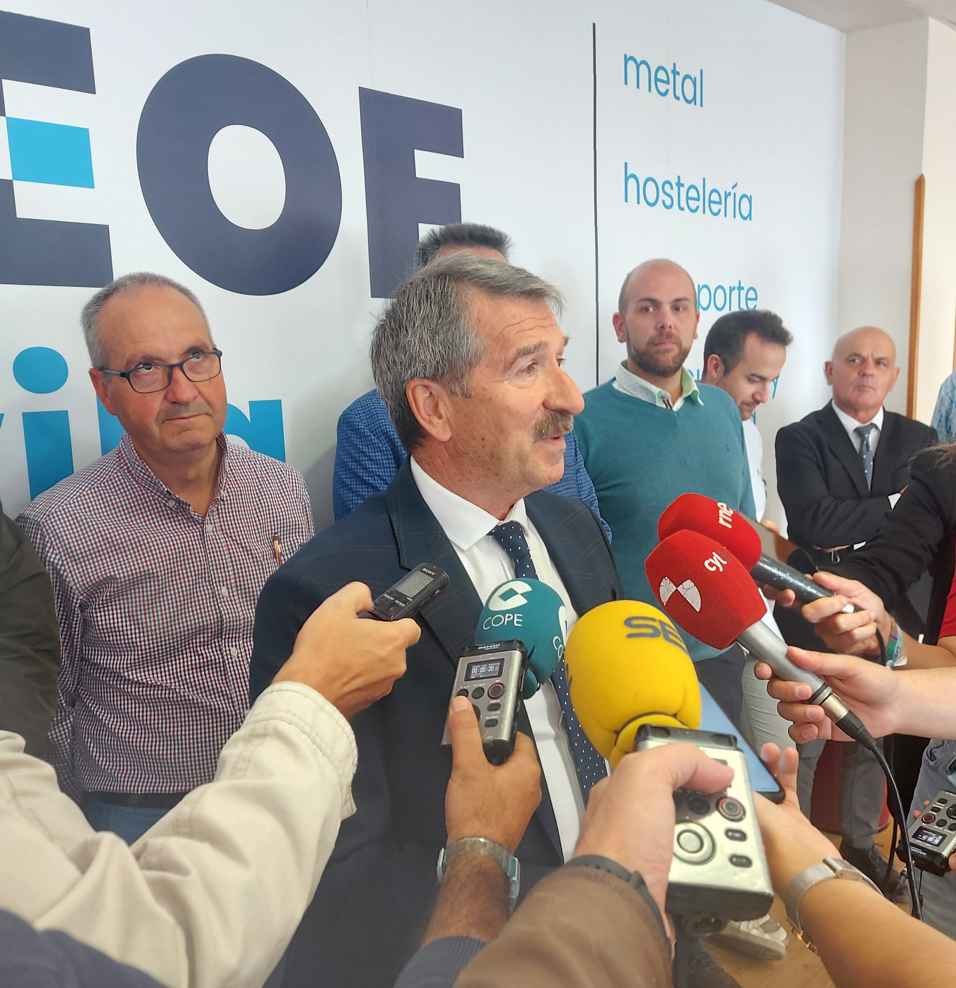 Juan Saborido no descarta entrar en las listas electorales