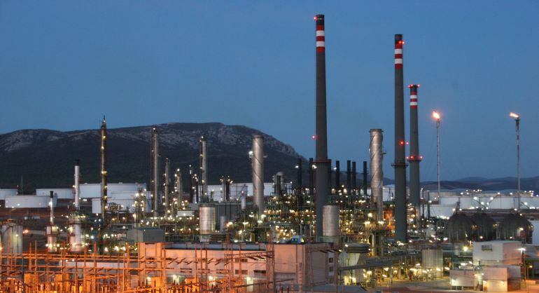 Complejo petroquímico de Repsol en Puertollano