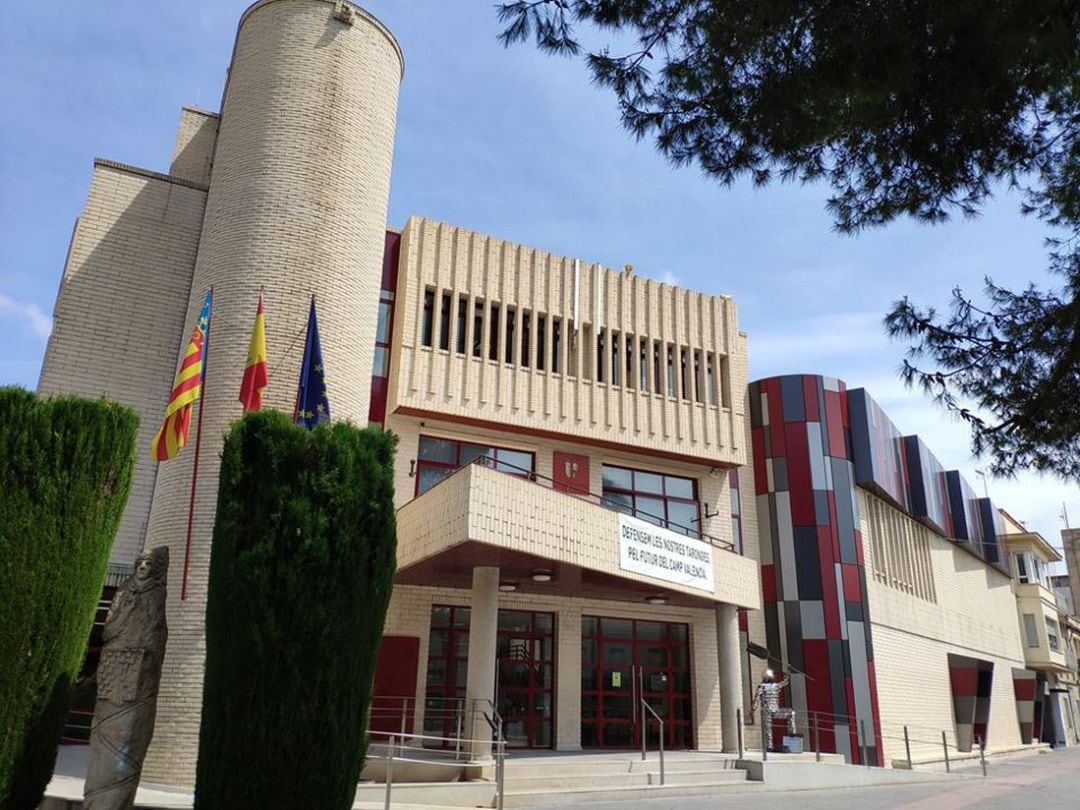 El Ayuntamiento de Bellreguard.