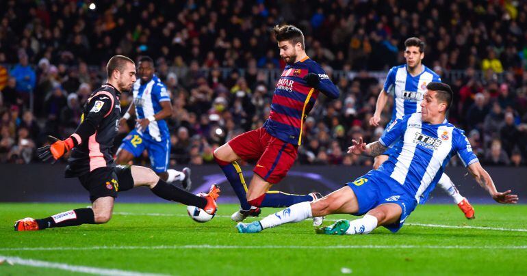 El central del Barcelona, en el último encuentro del equipo blaugrana contra el Espanyol.