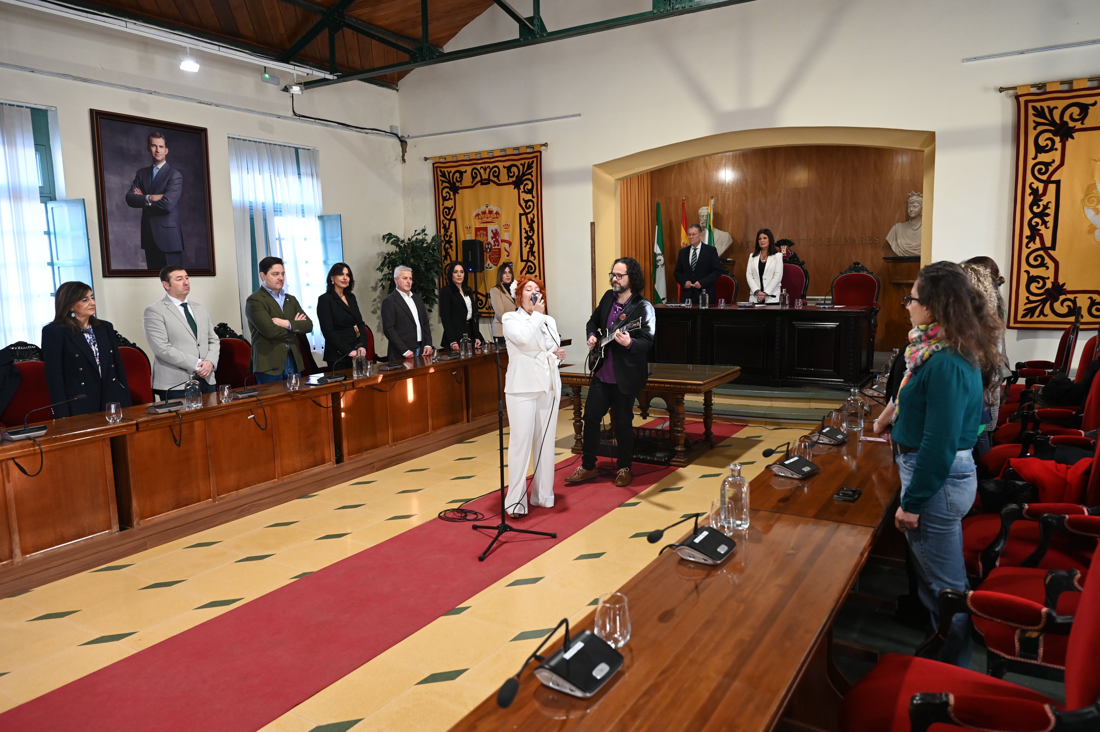 Acto institucional en el Ayuntamiento de Linares para celebrar el Día de Andalucía