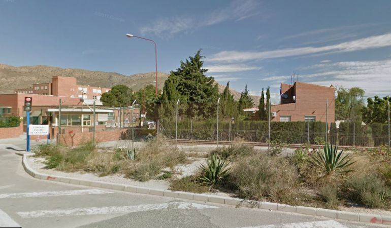 Vista de la entrada de la cárcel de Fontcalent.