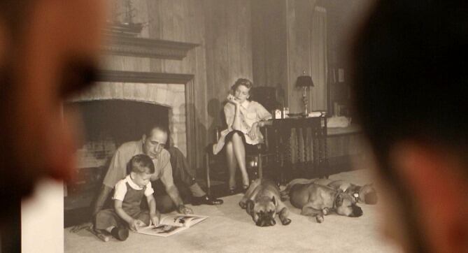 Fotografía de Humphrey Bogart y Lauren Bacall realizada por Sid Avery