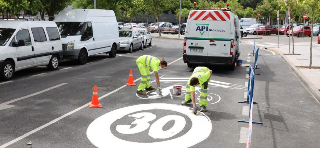 La red de ciclocarriles pretende llegar a unir el actual anillo ciclista de la ciudad