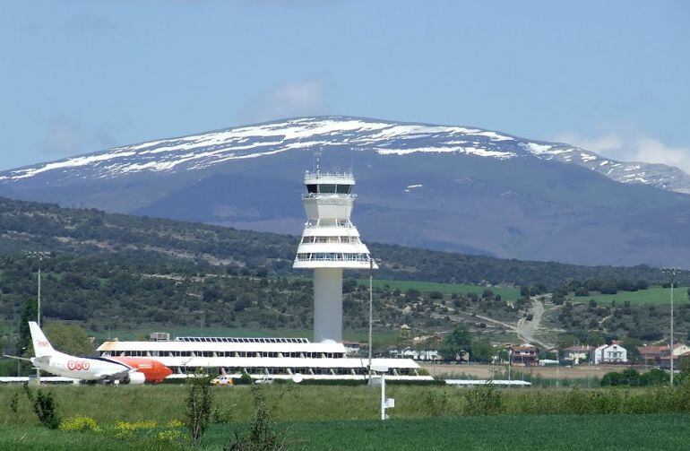 Aeropuerto de Foronda datos de agosto