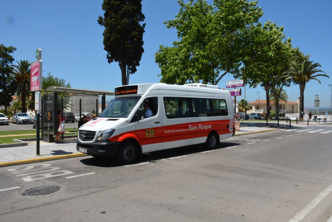 Autobús en San Roque