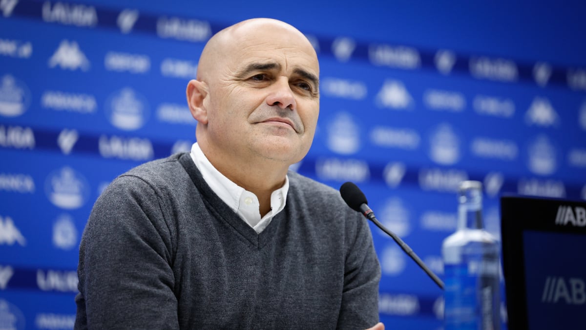 Óscar Gilsanz en rueda de prensa | Foto: RCDeportivo