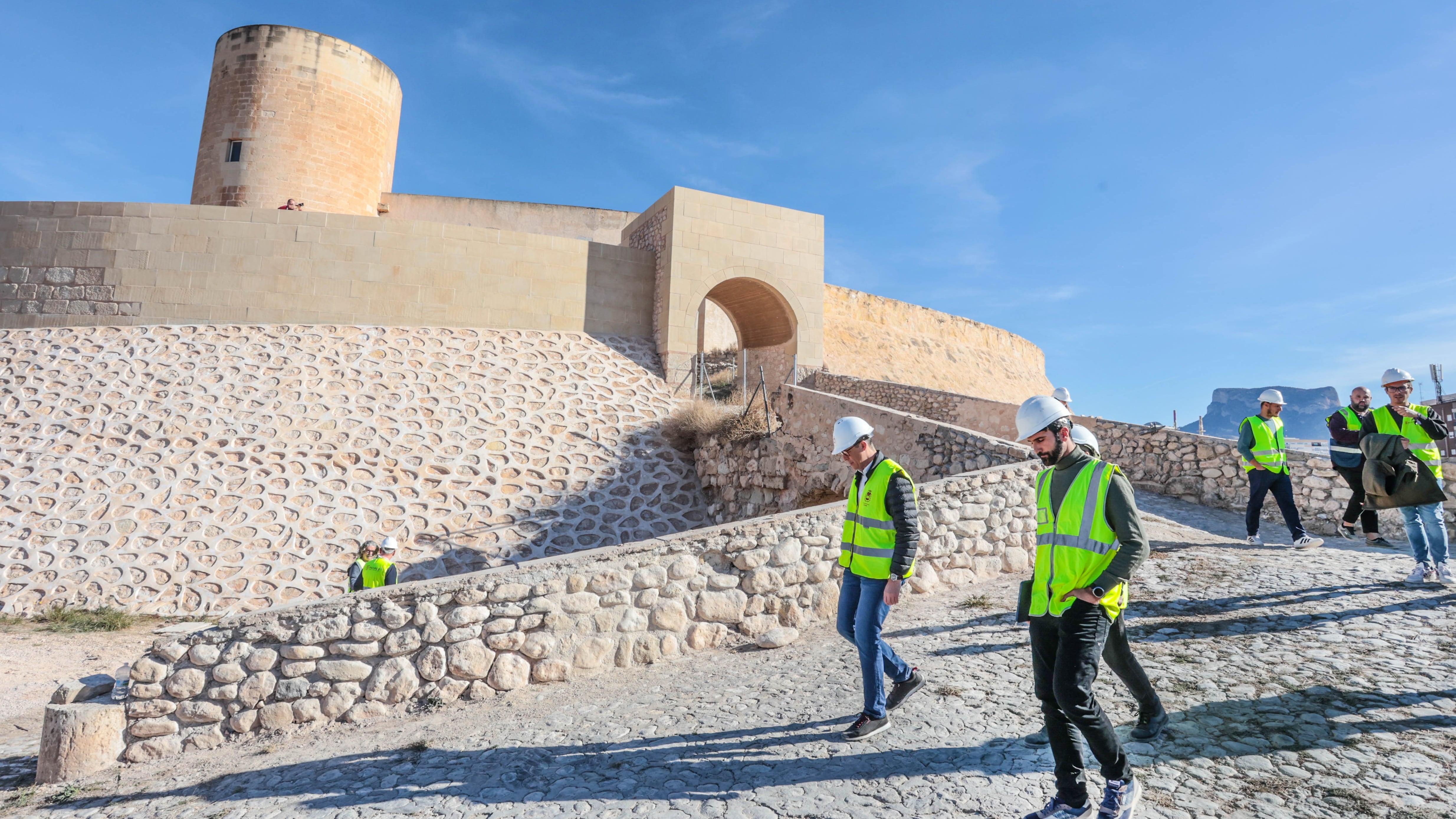 La concejalía de Cultura de Elda invertirá más de medio millón de euros en el castillo