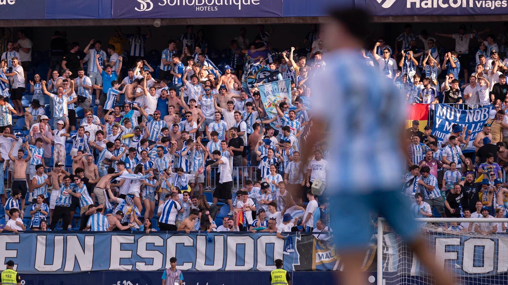 La afición del Málaga ya puede renovar sus abonos para la próxima temporada