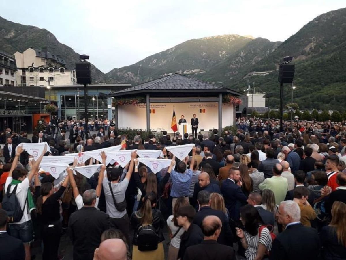 Macron tindrà sobre la taula en la seva visita la despenalització de l'avortament i l'accés a l'habitatge