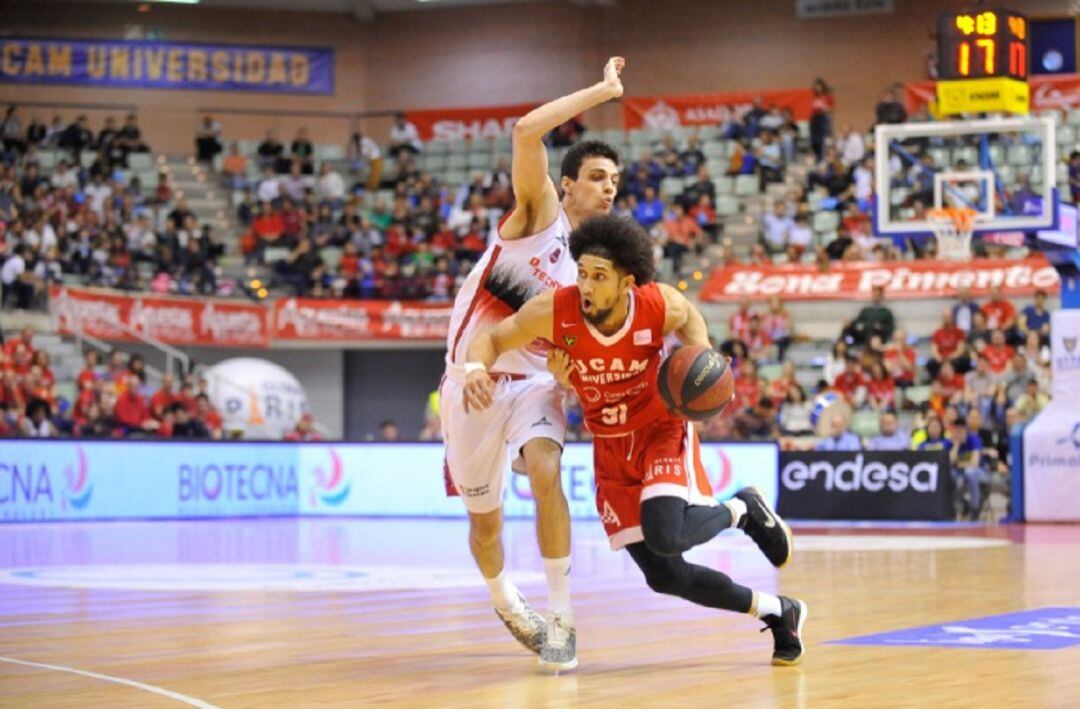 Booker durante el partido frente a Tecnyconta Zaragoza