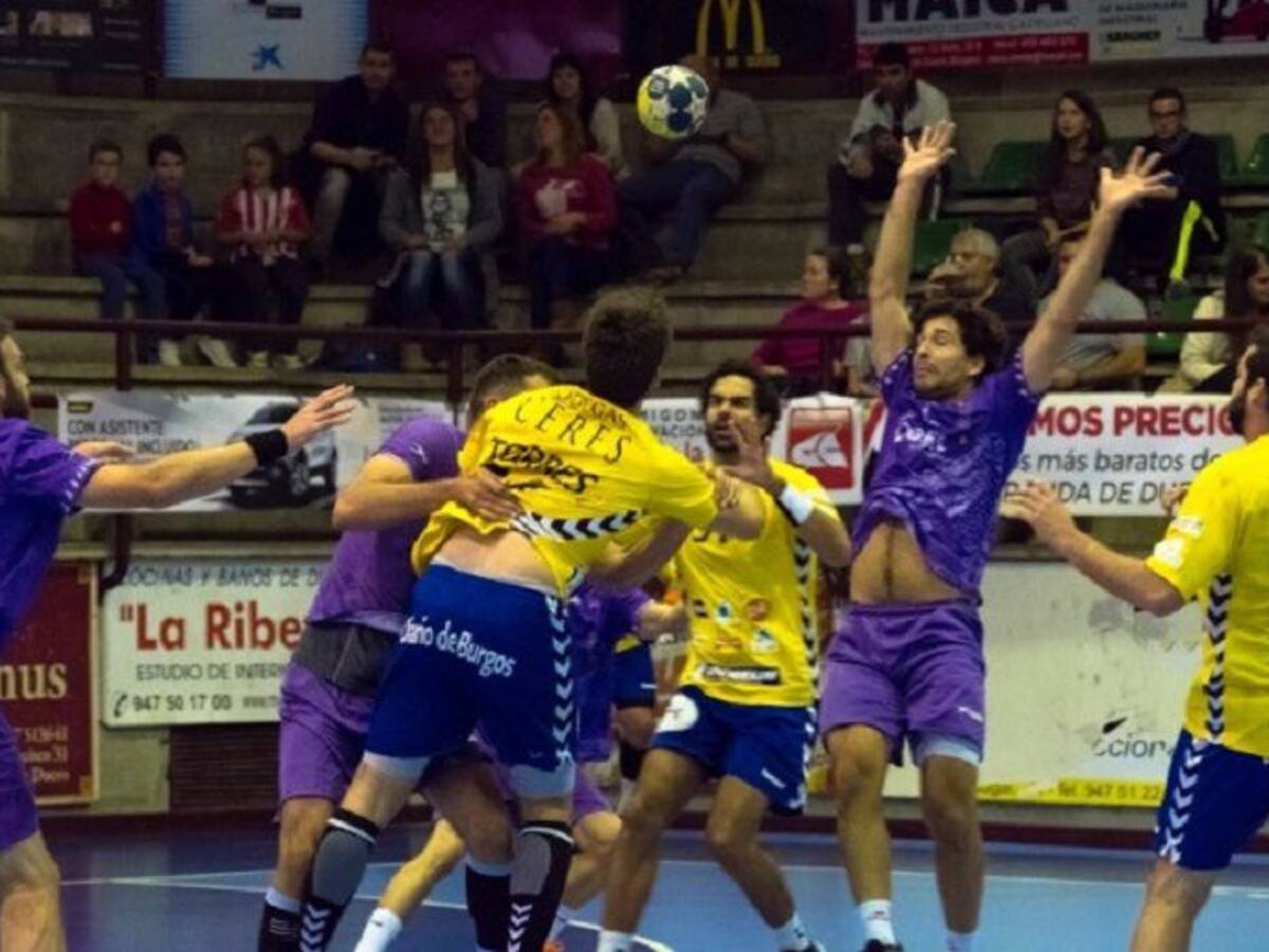 El BM Guadalajara cae en Aranda en el debut de Lucas Cándido (29-26)