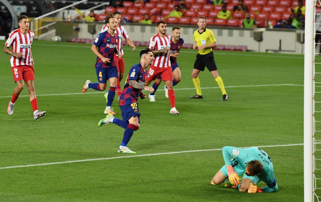 Leo Messi batió a Oblak a lo Panenka.